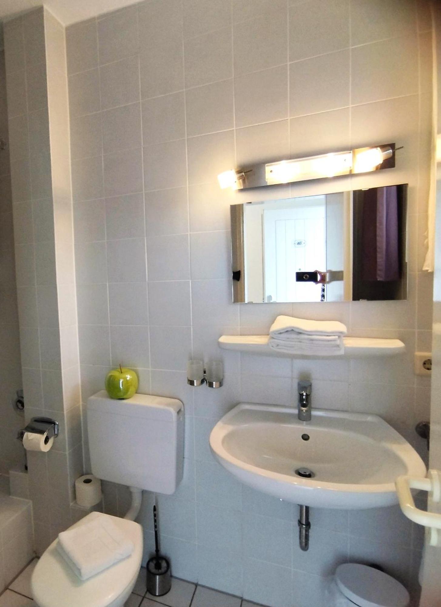 Modernes 1-zimmer-appartement Im Kurgebiet Von Apartment *